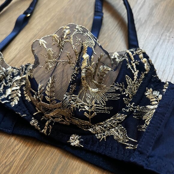 Coco de Mer The V&A Golden Heron Silk Plunge Bra - Picture 2 of 4